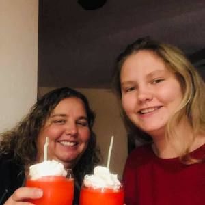 Meet your Posher, Reese